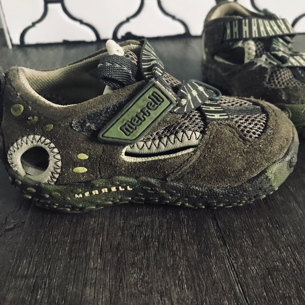 Merrell sandals size 4 great for a beginner walker